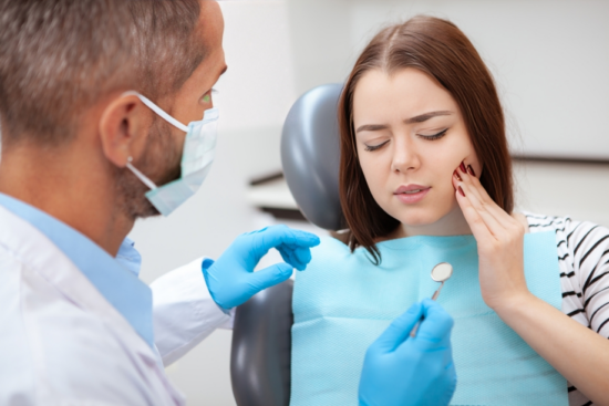 emergency dental care: what to do when accidents happen